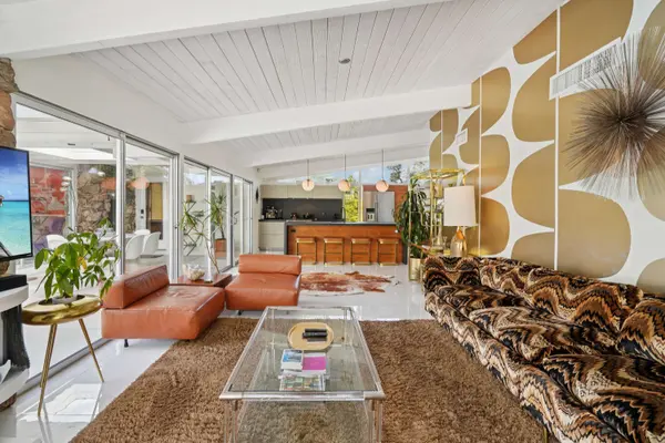 2101 N Berne DR, Palm Springs, CA 92262