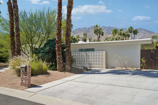 2101 N Berne DR, Palm Springs, CA 92262