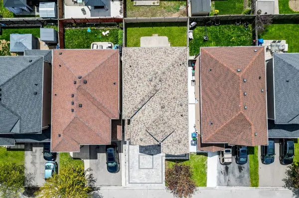 39 Trudelle CRES, Brampton, ON L7A 2Z2