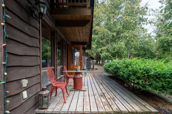 1201 Meadowview RD, Kawartha Lakes, ON K0L 2W0