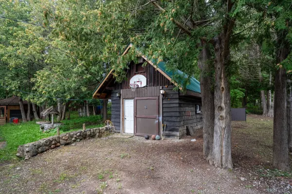 1201 Meadowview RD, Kawartha Lakes, ON K0L 2W0