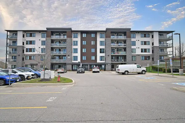104 Summit Ridge DR, Guelph, ON N1E 0P8