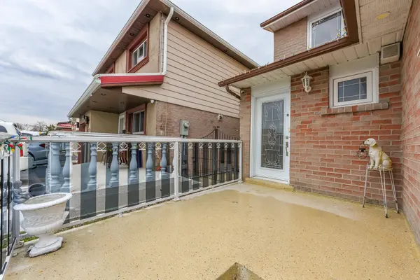 67 Kay DR, Toronto W10, ON M9V 4X8