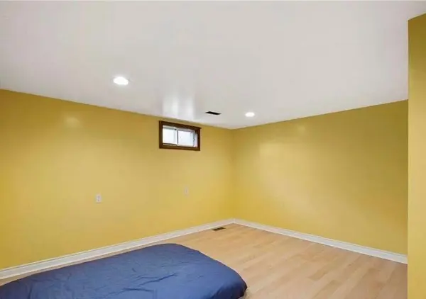 20 Gregory ST, Brampton, ON L6Y 1G1
