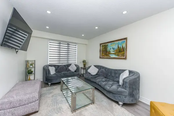 54 Nottawasaga CRES, Brampton, ON L6Z 1B9