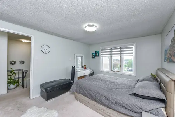 54 Nottawasaga CRES, Brampton, ON L6Z 1B9