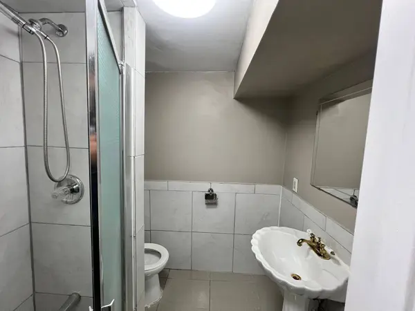 39 Frankton CRES, Toronto W05, ON M2J 1C2