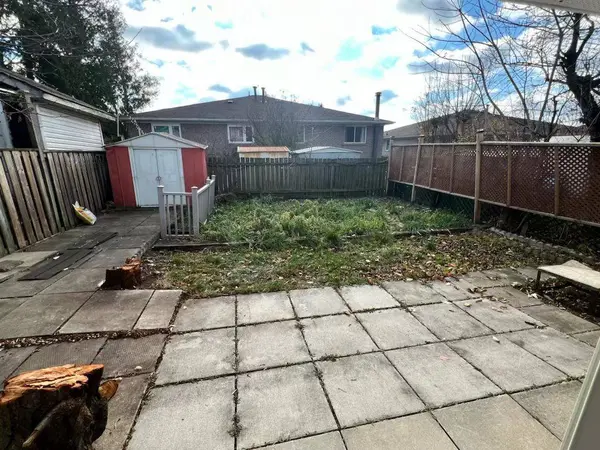 39 Frankton CRES, Toronto W05, ON M2J 1C2