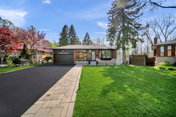 41 Keegan CRES, Toronto W05, ON M3J 1G1