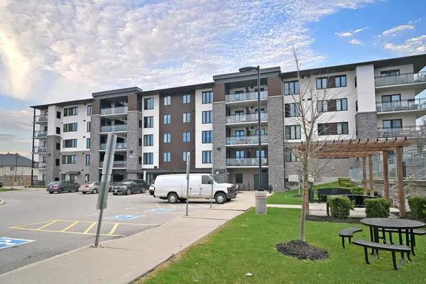 104 Summit Ridge DR, Guelph, ON N1E 0P8