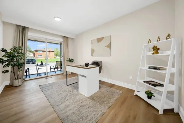 41 Keegan CRES, Toronto W05, ON M3J 1G1