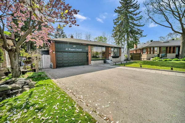 41 Keegan CRES, Toronto W05, ON M3J 1G1