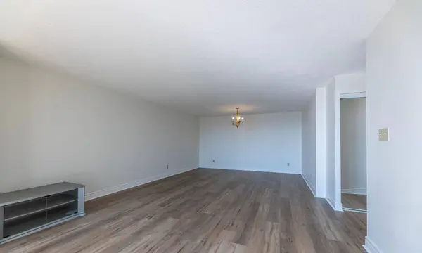 175 Bamburgh CIR #ph7, Toronto E05, ON M1W 3X8