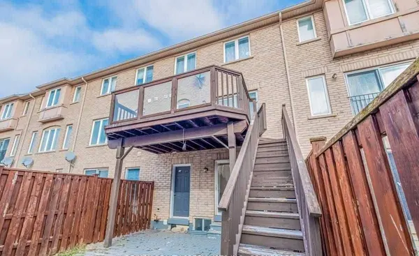 12 Axelrod AVE #Upper, Brampton, ON L6X 5N3