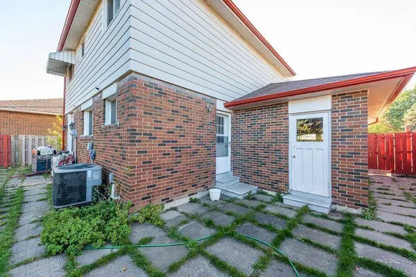111 Dearbourne BLVD