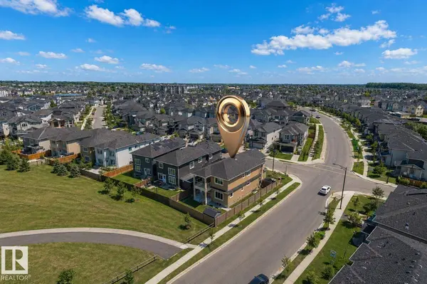 1404 25 ST NW, Edmonton, AB T6T 2K7