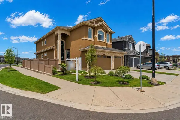 1404 25 ST NW, Edmonton, AB T6T 2K7