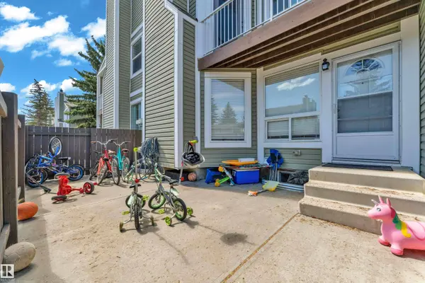 #45 1820 56 ST NW, Edmonton, AB T6L 5L4