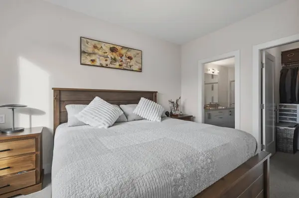 32838 Ventura Avenue AVE #212, Abbotsford, BC V2S 0M5