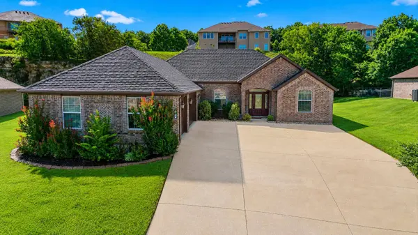 138 Stoney Pointe DR