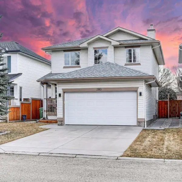 280 Mt Selkirk Close SE, Calgary, AB T2Z 2P7
