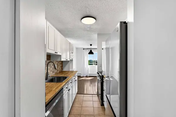 1814 18 ST SW #304, Calgary, AB T2T 4T1