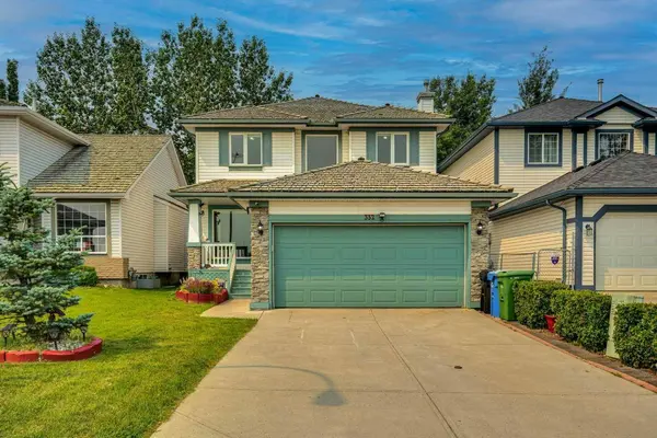 332 Harvest Hills DR NE