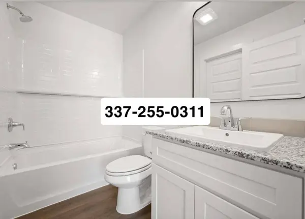 2014 Yellowhouse Avenue, Wolfforth, TX 79382