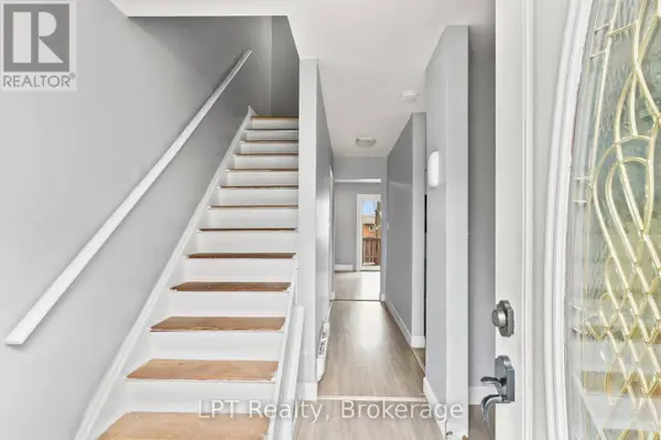 4 Tiffany PL #4, Quinte West (trenton Ward), ON K8V6A3
