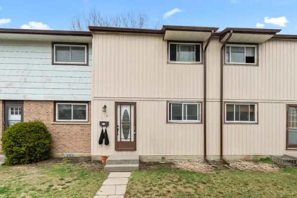 4 Tiffany PL #4, Quinte West, ON K8V 6A3