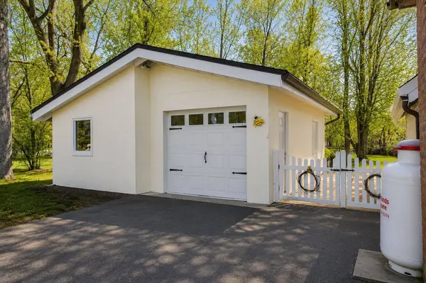 3472 Monck RD, Kawartha Lakes, ON K0M 1K0