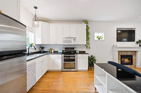 2600 Peatt Rd ##106, Langford, BC V9B 6X9