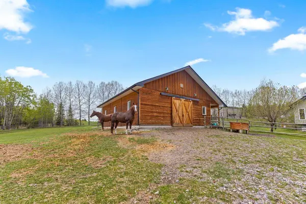 288017 160 AVE W, Rural Foothills County, AB T0L 1W2