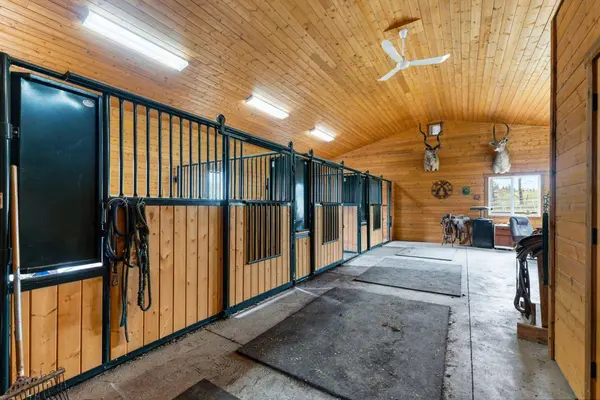 288017 160 AVE W, Rural Foothills County, AB T0L 1W2