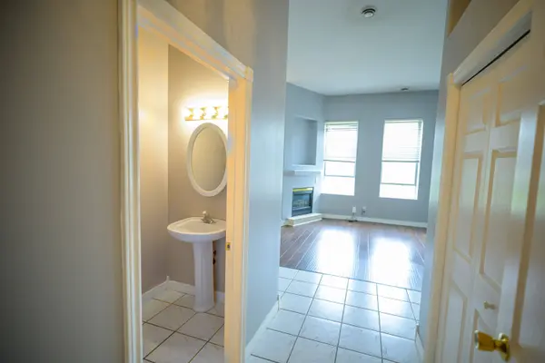 317 Queen ST #304, Chatham-kent, ON N7M 2H7