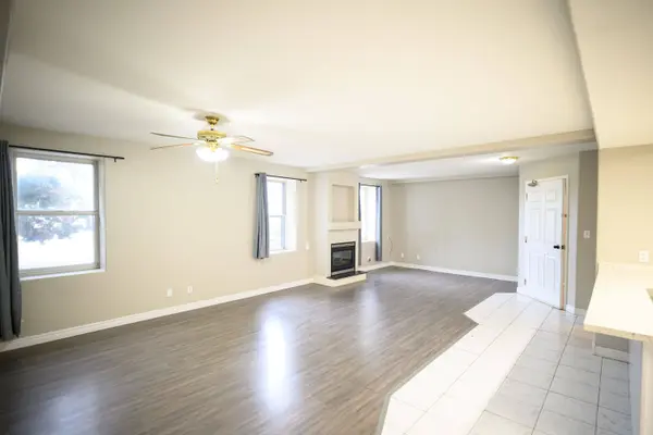 317 Queen ST #103, Chatham-kent, ON N7M 2H7