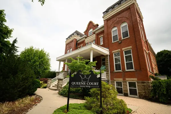 317 Queen ST #302, Chatham-kent, ON N7M 2H7