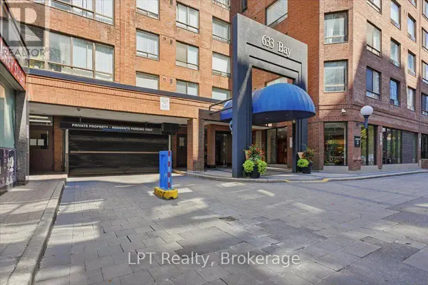 633 Bay ST #2721