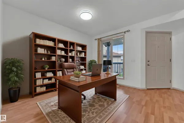 14031 136 ST NW, Edmonton, AB T6V 1W8