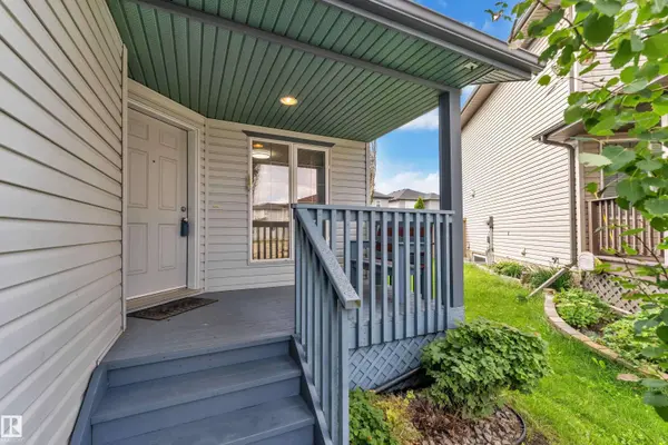 14031 136 ST NW, Edmonton, AB T6V 1W8
