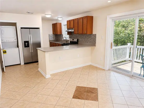 897 Country Place DR, Coolbaugh Twp, PA 18466