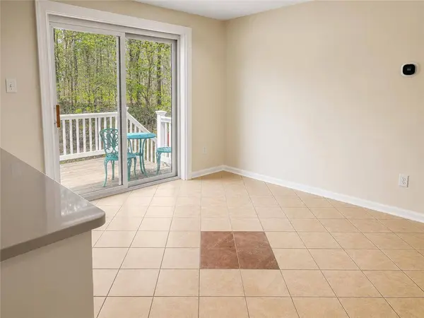 897 Country Place DR, Coolbaugh Twp, PA 18466