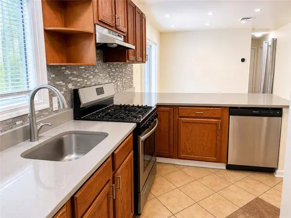 897 Country Place DR, Coolbaugh Twp, PA 18466