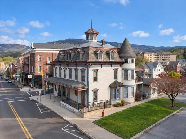 701 Main ST #3