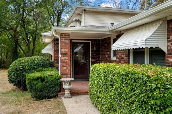 13723 E 56th ST N, Owasso, OK 74055
