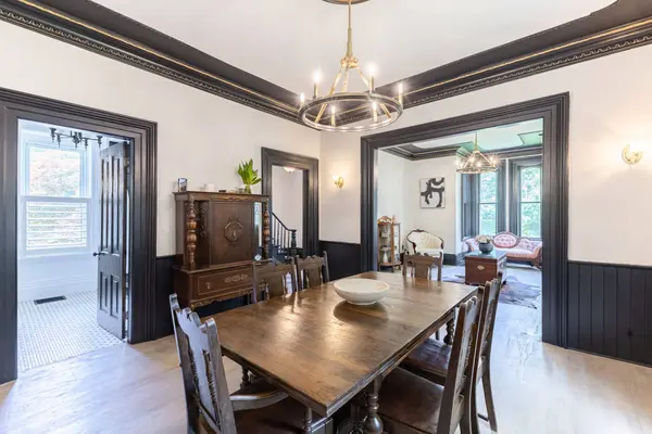 283 Hastings ST, North Middlesex, ON N0M 2K0