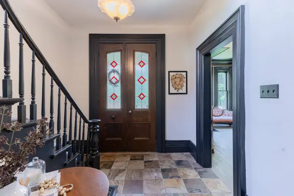 283 Hastings ST, North Middlesex, ON N0M 2K0