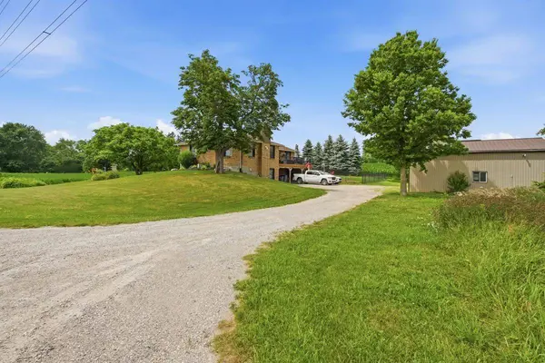 808 Elginfield RD, North Middlesex, ON N0M 2K0