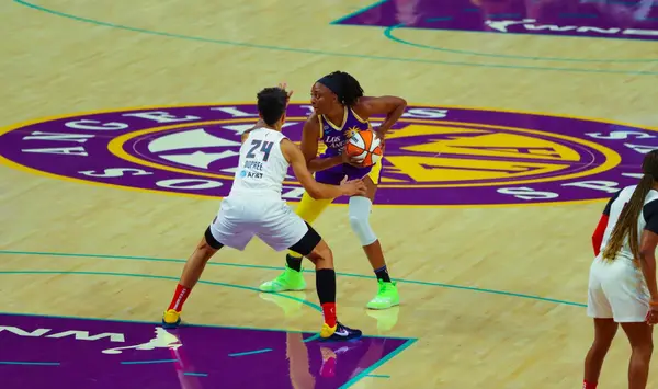 LA SPARKS CHAMPION NNEKA OGWUMIKE