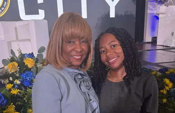 BRIANNE & CARSON MAYOR LULA DAVIS-HOLMES